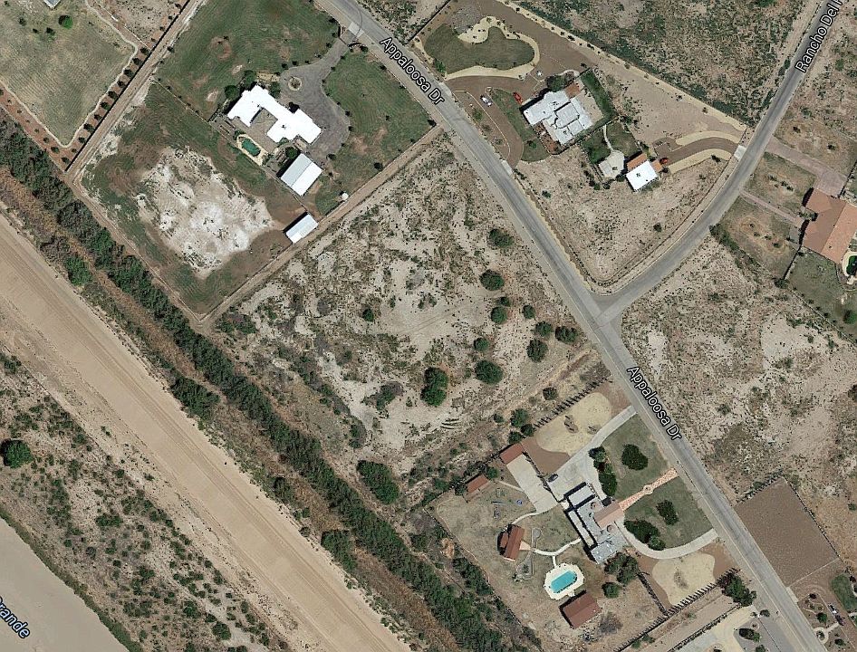 2nd image of 3755 Appaloosa Drive