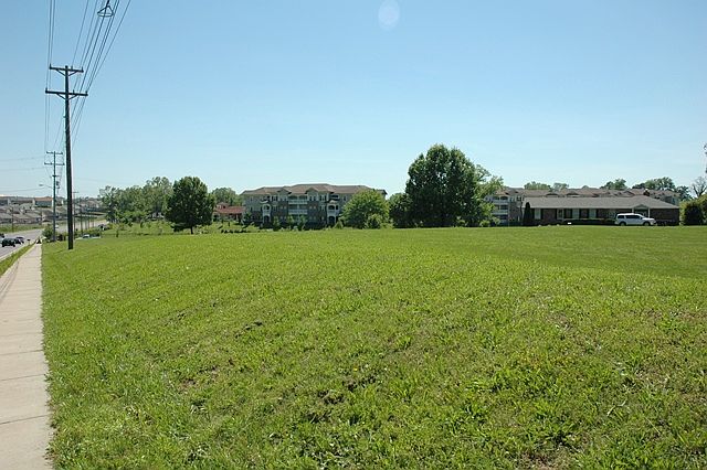1st image of 1950 Peachers Mill Rd