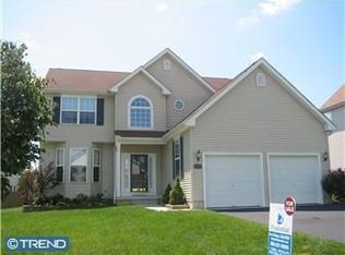 38 Concord Blvd, Sicklerville, NJ 08081