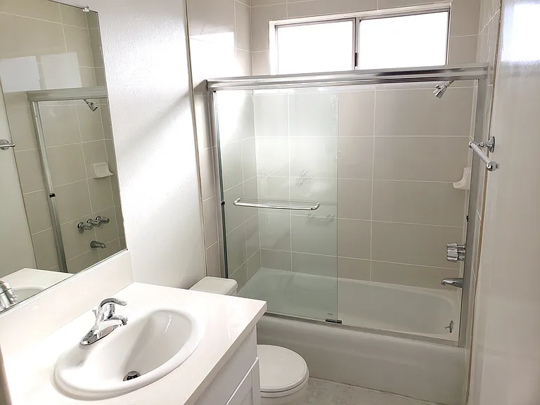 12333 Texas Ave — Photo 34