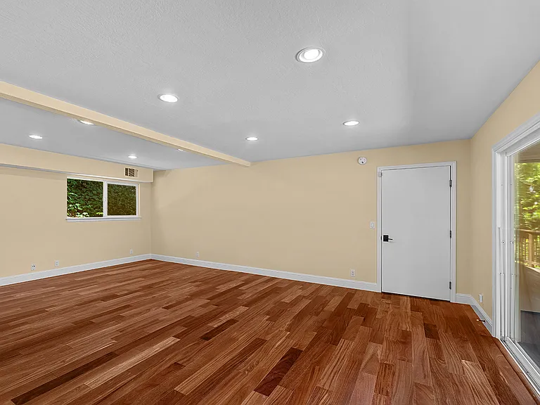 12 White Oak Dr — Photo 32