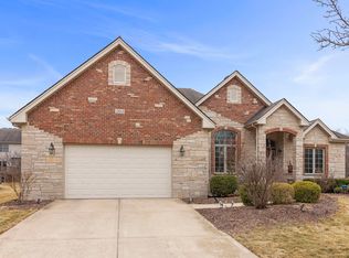 204 Amherst Cir, Oswego, IL 60543