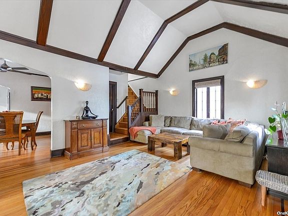 2nd image of 23603 Seward Ave