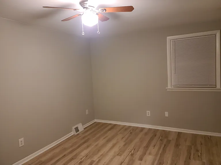 230 Erica St #1 — Photo 15