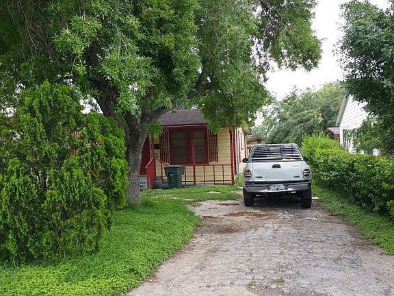 2nd image of 1818 E Monroe Ave