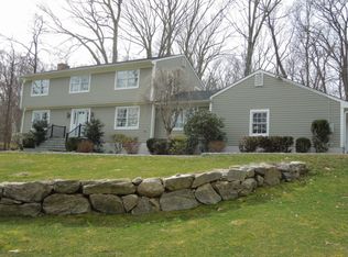 94 Country Club Rd, Stamford, CT 06903