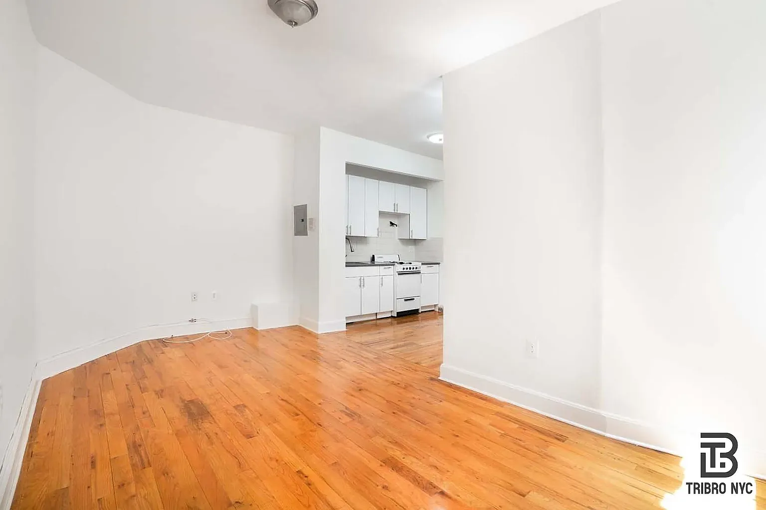 448 Street Nicholas's Avenue — Photo 1