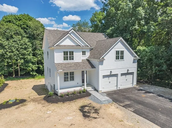 19 Lantern Ln, Shrewsbury, MA 01545