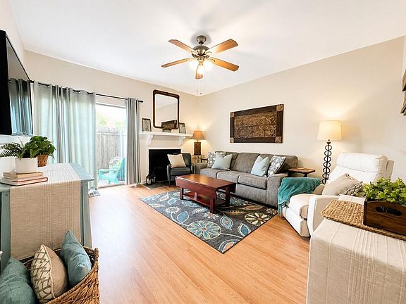 3rd image of 2866 Steamship Cir #1A