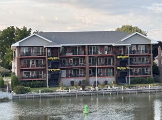 511 Broad St UNIT 304, Menasha, WI 54952