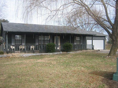 2nd image of 1415 Blue Forest Ct