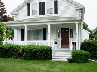 81 Bridge St, Fairhaven, MA 02719