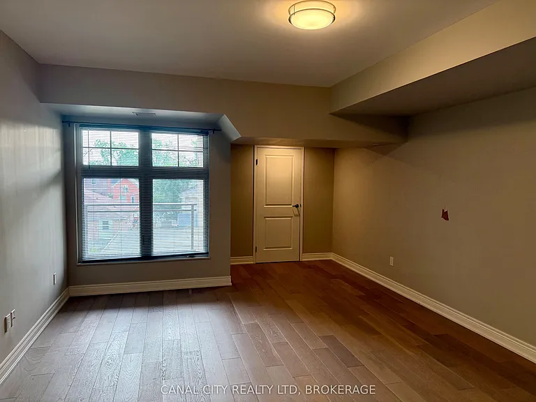 10 Albert St E #303 — Photo 26
