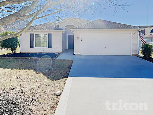 143 Markham Dr Photo 1