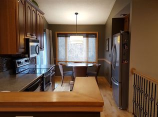 1623 Apache Dr NE, Solon, IA 52333