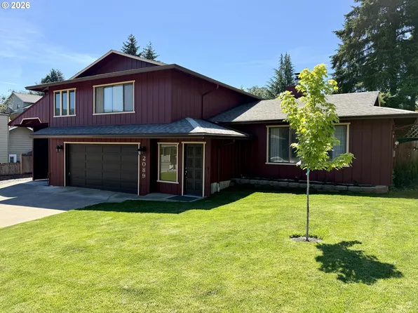 2089 NW Sunberry Dr, Roseburg, OR 97471
