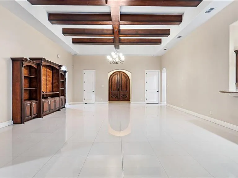 3002 Santa Monica St — Photo 12
