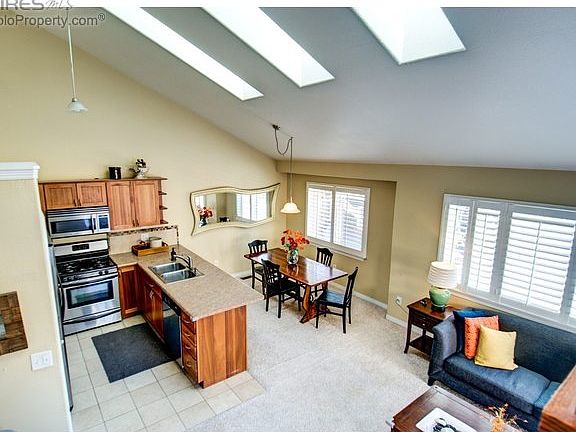 Great Room (Kitchen + Dining + Family Room)