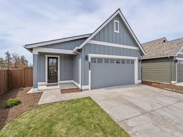 4728 SW Badger Ave, Redmond, OR 97756