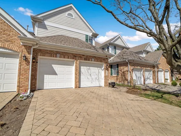 444 Parkview Ct, Clarendon Hills, IL 60514