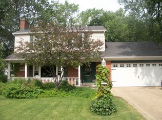 618 S Edgewood Ln, Mount Prospect, IL