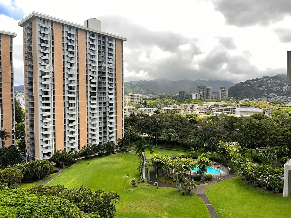1511 Nuuanu Ave #1128