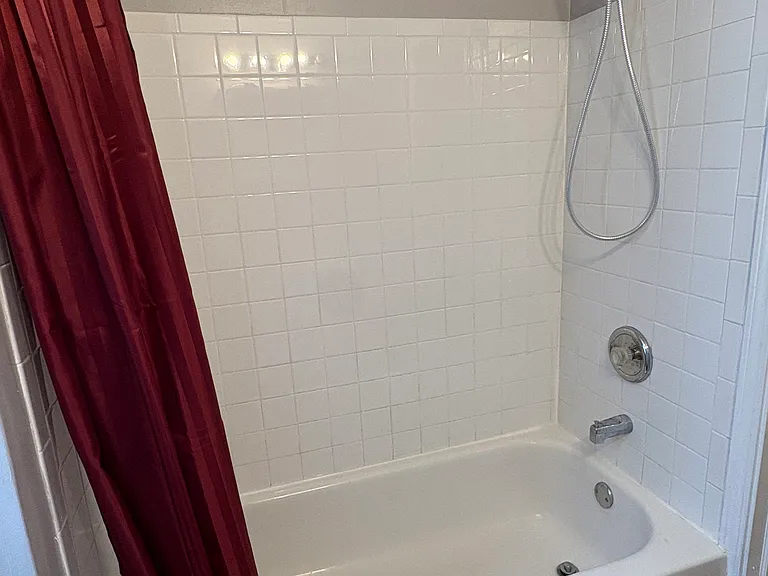 Bathtub