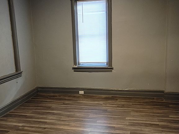 5th image of 734 Lehman St #2