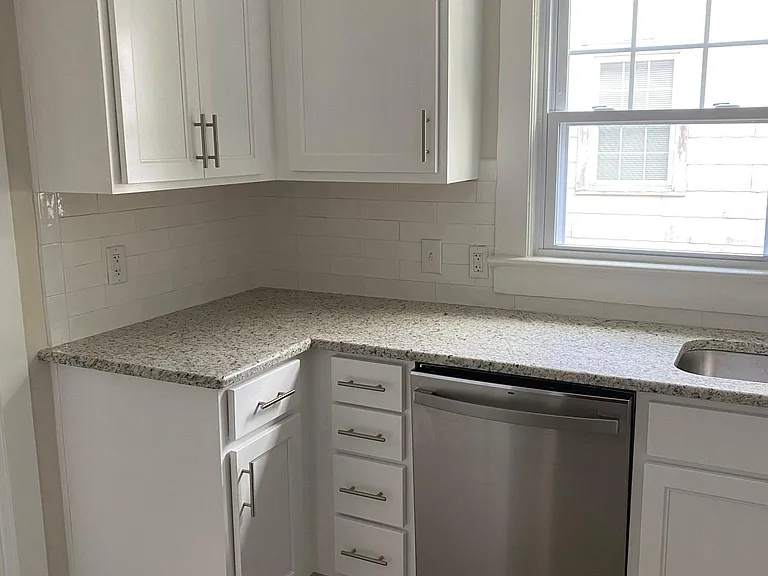 14 Mohawk St — Photo 5