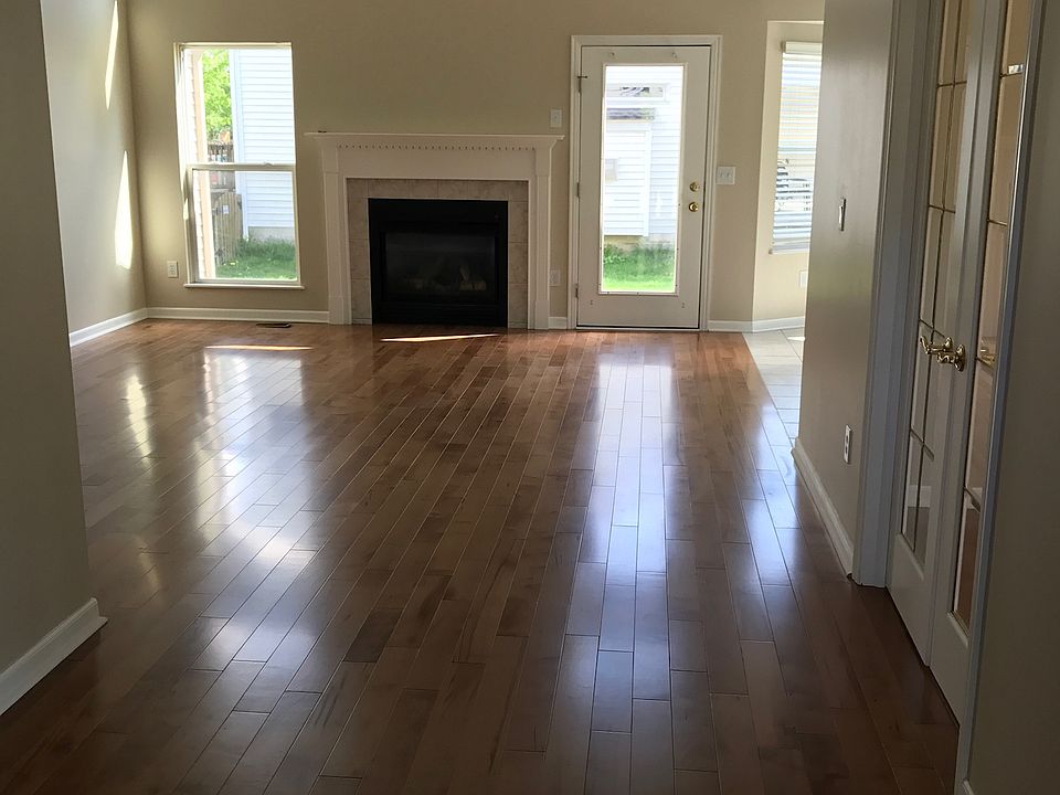 2nd image of 3595 Knoll Run Rd