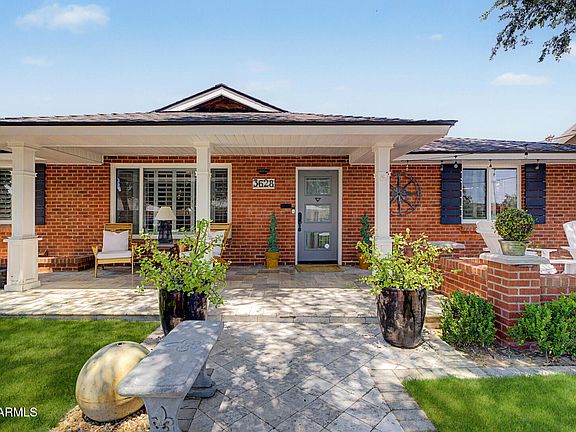 3rd image of 3628 E FAIRMOUNT Avenue