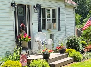 67 Franklin Rd, Waddington, NY 13694