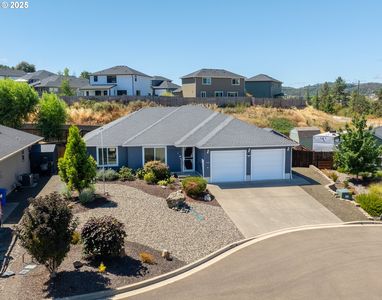 240 Braxton Ct, Roseburg, OR, 97471