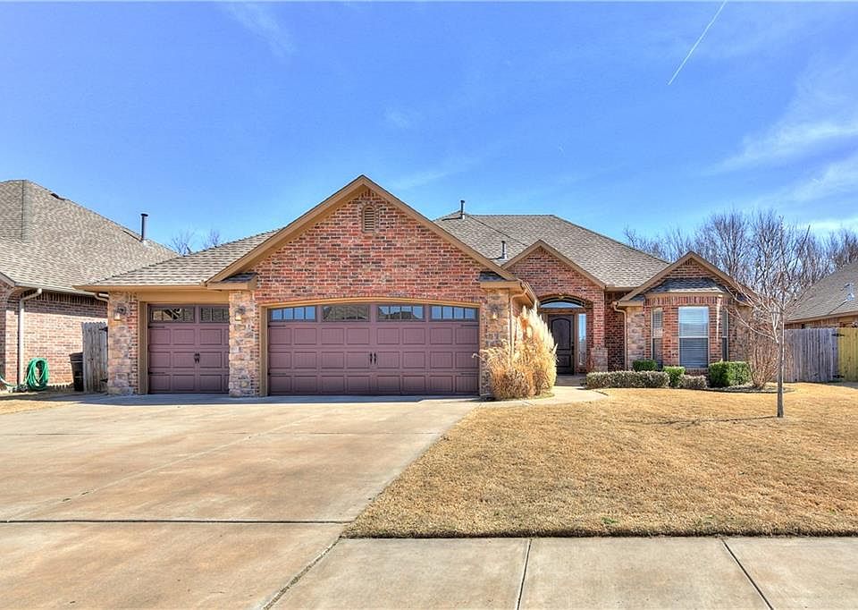 1st image of 3400 Sparrow Dr