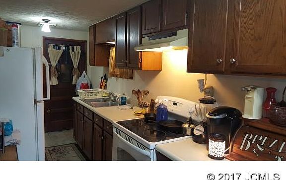 5th image of 219 Park Ave