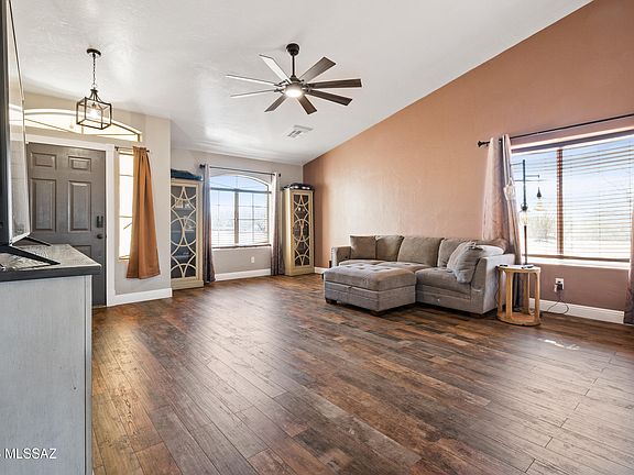 5th image of 16194 W Lynnette Rd