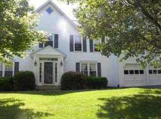 6449 Battle Rock Dr, Clifton, VA 20124