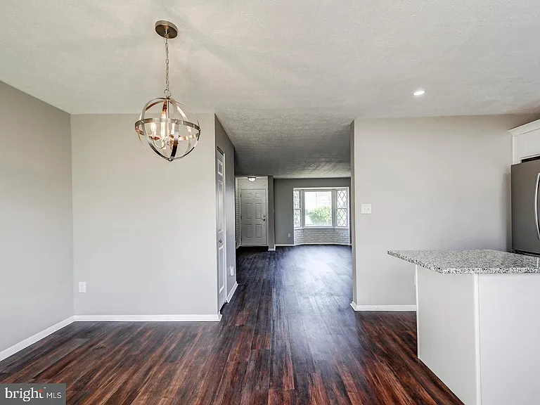 16 Pikehall Pl — Photo 8