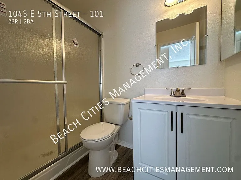 1043 E 5th St #101 — Photo 39