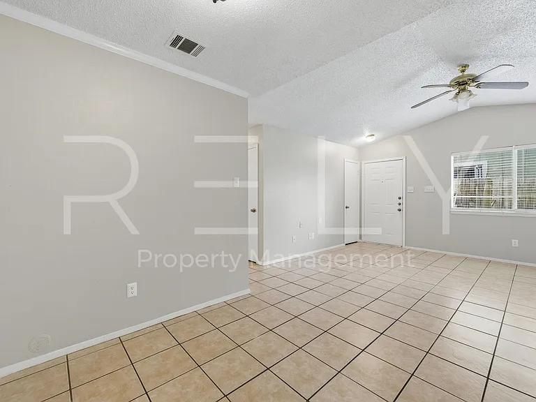 8001 W Gate Blvd #A — Photo 12