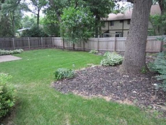 3rd image of 7416 Edgewood Ave N