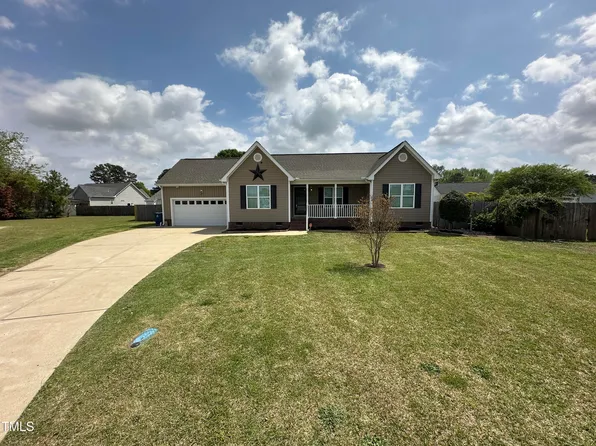 106 Bishop Ln, Dunn, NC 28334