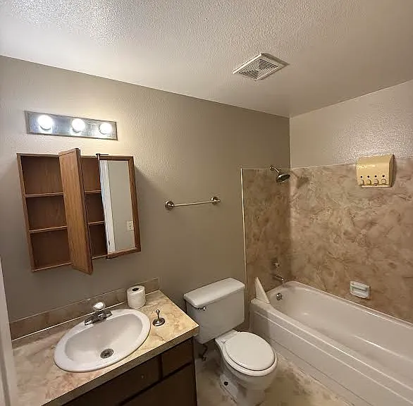 1519 E 3rd Ave #A — Photo 7