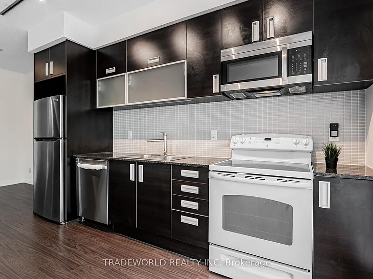 205 Frederick St #909 — Photo 9
