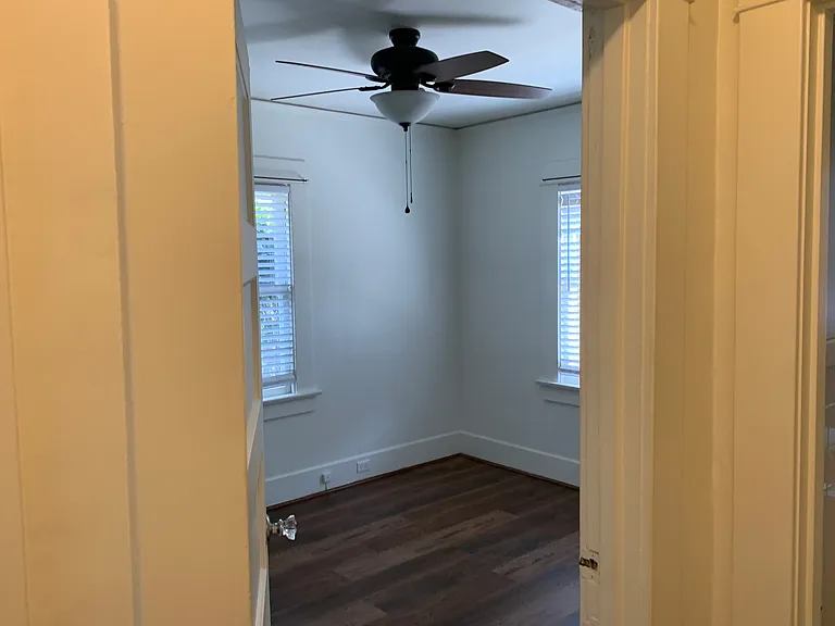 3901 Goldfinch St — Photo 15