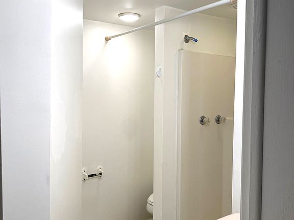 3rd image of 133 Meadville St #B