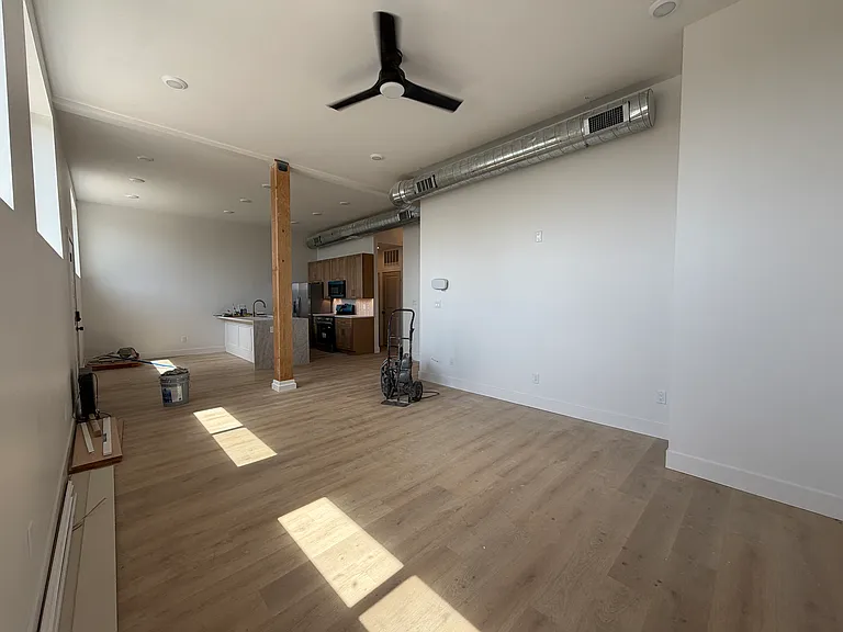 2600 N 10th St #111 — Photo 11