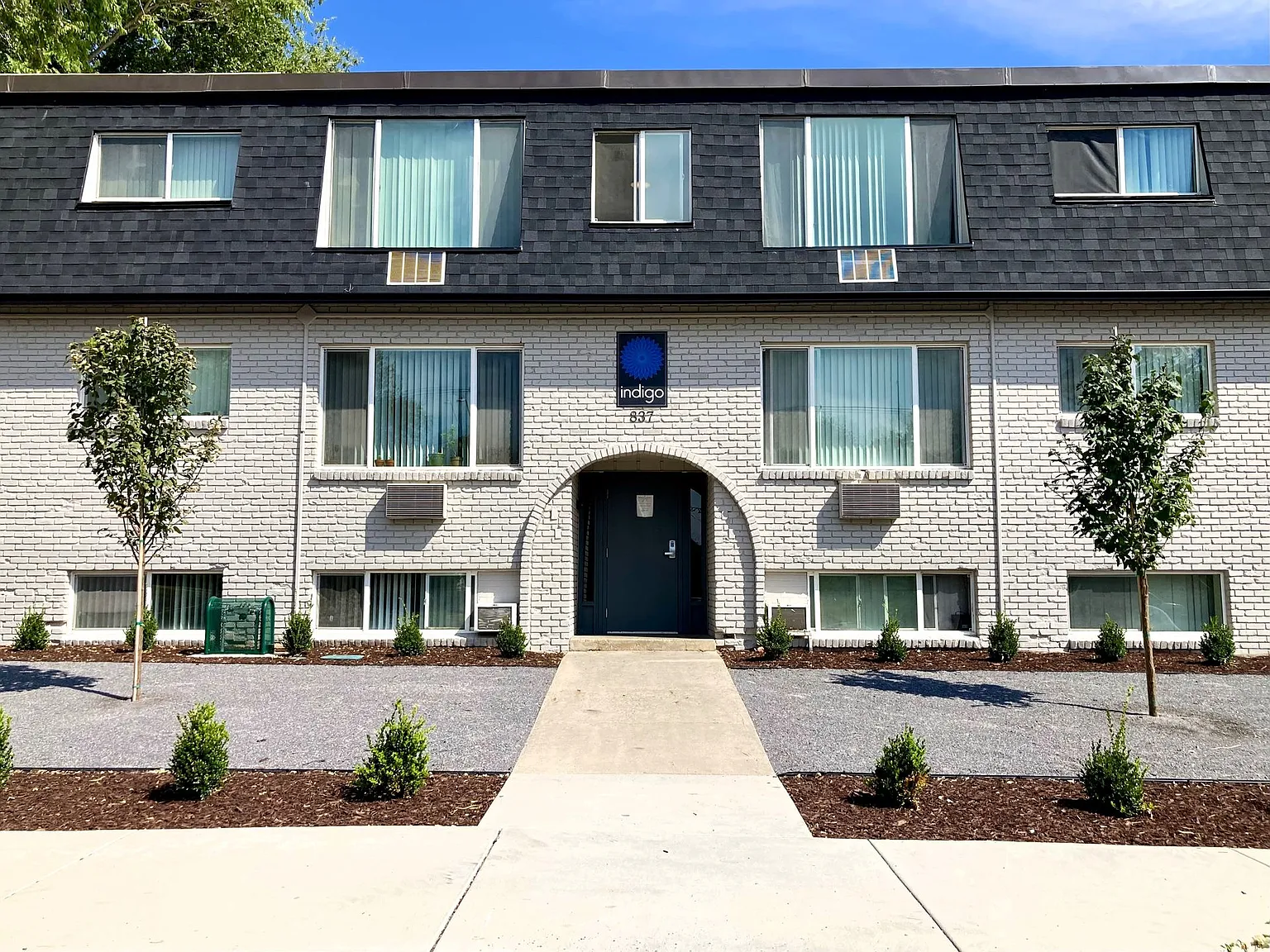 Indigo Apartments — Photo 1