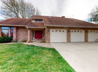 3011 Thornwood Ln, Bloomington, IL
