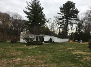 523 Oenoke Ridge Rd, New Canaan, CT 06840